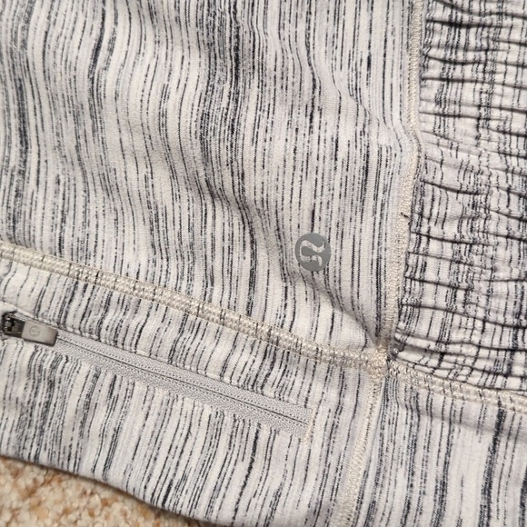 Lululemon athletica Think Fast Hoodie in Space Dye Camo White Multi/Silver Spoon - Picture 4 of 4